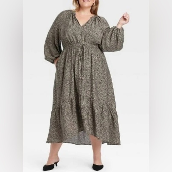 Cheetah Print V-Neck Bishop Sleeve Dress - Picture 7 of 7